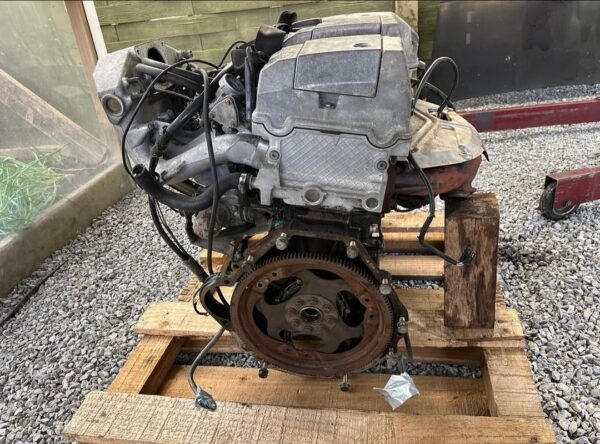 Mercedes-Benz M111 Petrol Engine Mercedes Benz E200 W124 M111.940 Engine 1994 for Sale