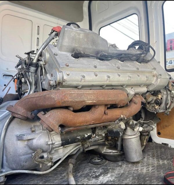 Mercedes Benz M117 AMG 6.0 4V Engine