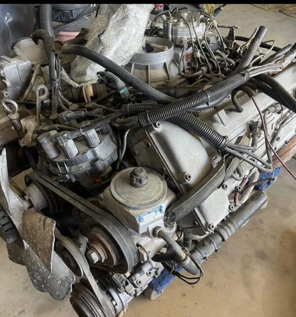 Mercedes Benz M117 AMG 6.0 4V Engine