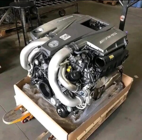 Mercedes Benz M157 5.5L Biturbo V8 AMG Engine 2014